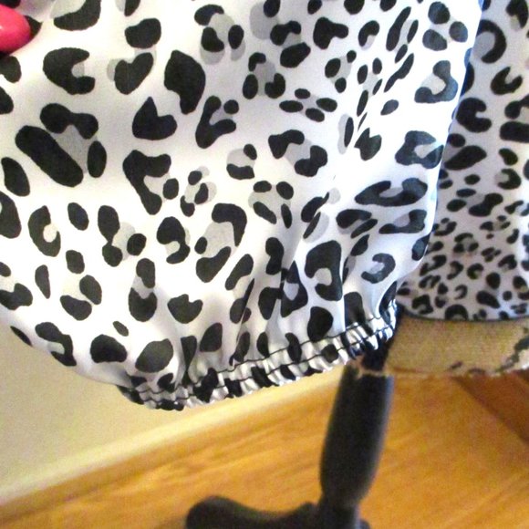 NWT! NY Invasion Womens Gray Animal Print Top, Front Tie, 3/4 Sleeve, Size 3X - Picture 5 of 10